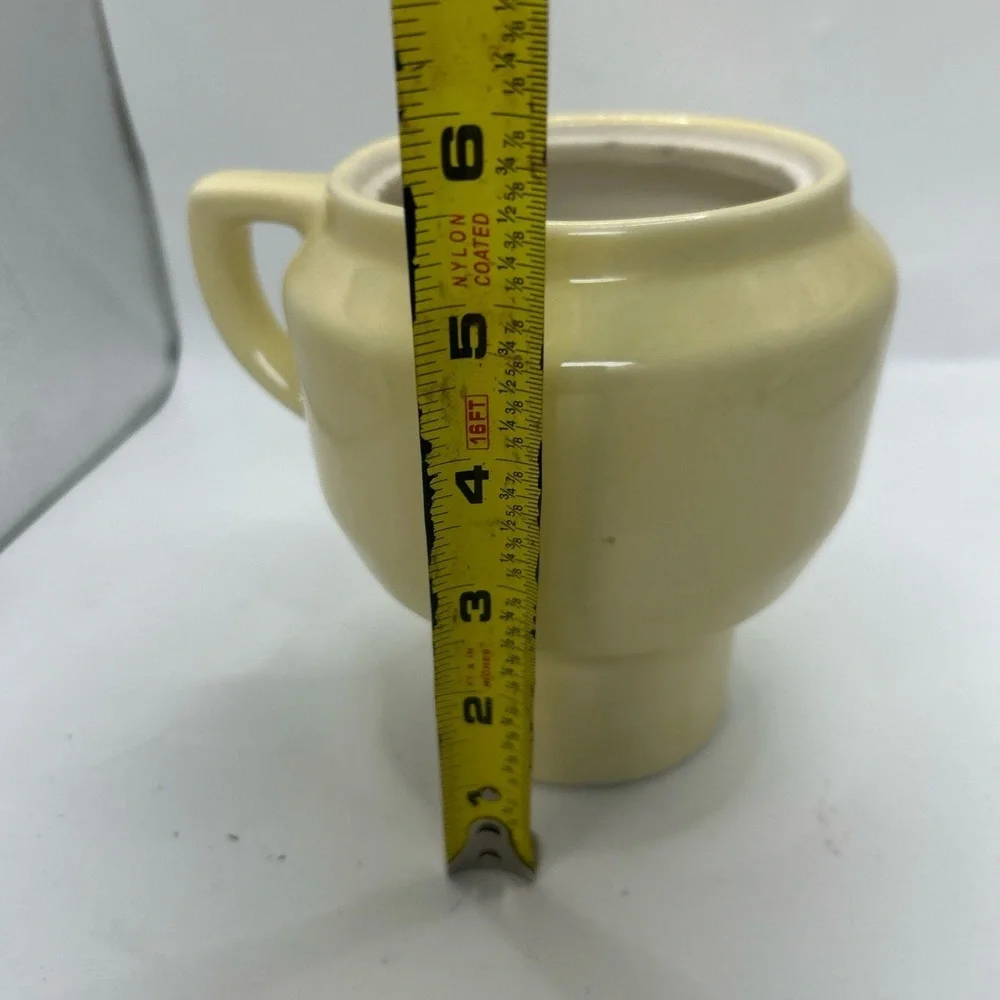 N/A pale yellow